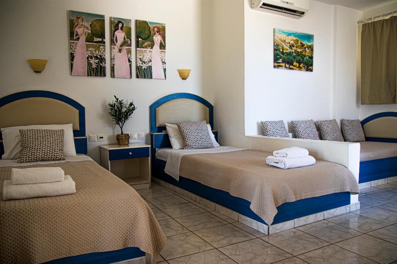 Castri Village Hotel ปาเลกาสตรอน ภายนอก รูปภาพ